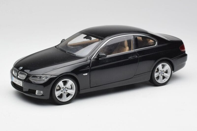 BMW 3 E92 Coupe Czarny Kyosho 1:18 80430407222 Metal