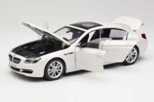 BMW 6 F06 Gran Coupe Mineral Biały Paragon 1:18 80432218741 Metal — zdjęcie 2 z 8