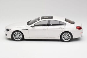 BMW 6 F06 Gran Coupe Mineral Biały Paragon 1:18 80432218741 Metal — zdjęcie 4 z 8
