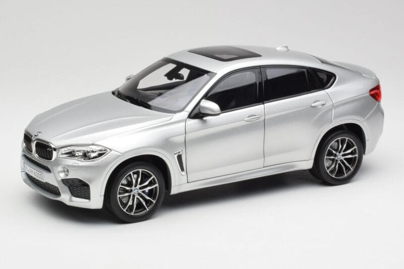BMW X6 M F86 Srebrny Norev 1:18 183200 Metal