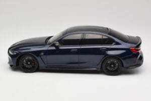 BMW M3 G80 Portimao Blue Minichamps 1:18 155020201 Metal — zdjęcie 3 z 6