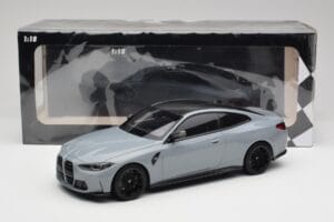 BMW M4 G82 Brooklyn Szary Minichamps 1:18 155020124 Metal — zdjęcie 6 z 6