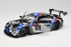 BMW M4 GT3 G82 #1 Test Version 2021 Minichamps 1:18 113222003 Metal — zdjęcie 2 z 8