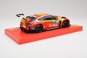 BMW M4 GT3 G82 #31 S. van der Linde Team Schubert DTM Champion 2022 Minichamps 1:18 113222331 Metal — zdjęcie 3 z 8
