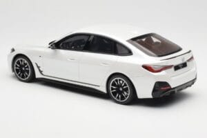 BMW i4 M50 G26 Mineral Biały Metaliczny Otto 1:18 OT1074 Żywica — zdjęcie 5 z 6