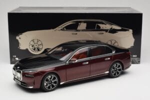 BMW i7 G70 Black & Red Metallic Minichamps 1:18 110023201 Metal — zdjęcie 8 z 8