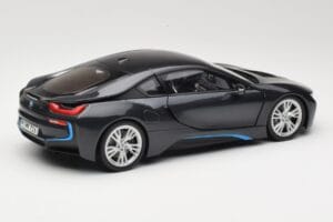 BMW i8 Sophisto Grey Minichamps 1:18 80432336842 Metal — zdjęcie 3 z 8