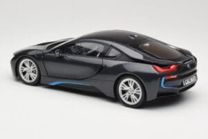 BMW i8 Sophisto Grey Minichamps 1:18 80432336842 Metal — zdjęcie 7 z 8