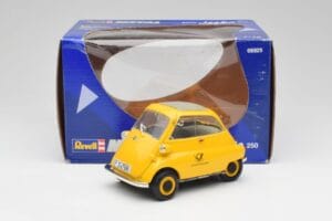 BMW Isetta 250 Deutsche Bundespost Revell 1:18 925 Metal — zdjęcie 8 z 8