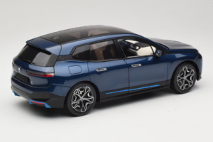 BMW iX Blue Metallic Minichamps 1:18 110023100 Metal — zdjęcie 3 z 8
