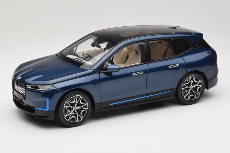 BMW iX Blue Metallic Minichamps 1:18 110023100 Metal