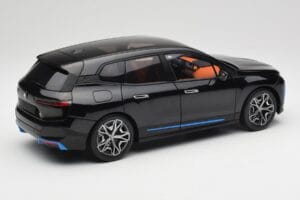 BMW iX Sapphire Black Minichamps 1:18 110023101 Metal — zdjęcie 3 z 8
