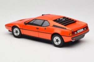 BMW M1 Pomarańczowy Minichamps 1:18 80432411549 Metal — zdjęcie 7 z 8
