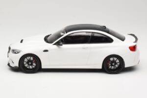 BMW M2 CS F87 Biały z czarnymi felgami Minichamps 1:18 155021025 Metal — zdjęcie 3 z 6