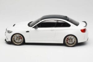 BMW M2 F87 CS Alpine White Złote Felgi Minichamps 1:18 155021020 Metal — zdjęcie 3 z 6