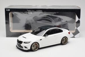 BMW M2 F87 CS Alpine White Złote Felgi Minichamps 1:18 155021020 Metal — zdjęcie 6 z 6