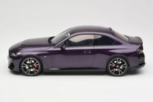 BMW M240i G42 Thundernight Metallic GT Spirit 1:18 GT504 Żywica — zdjęcie 3 z 6