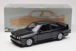 BMW M3 E30 Black Metallic Minichamps 1:18 180020306 Metal — zdjęcie 8 z 8