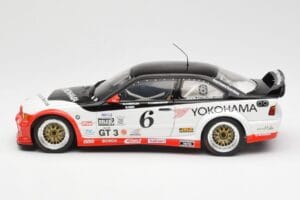 BMW M3 E36 GTR #0 B. Auberlen / M. Simo / P. Cunningham Daytona 24 Hours 1998 UT Models 1:18 39816 Metal — zdjęcie 4 z 8