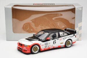 BMW M3 E36 GTR #0 B. Auberlen / M. Simo / P. Cunningham Daytona 24 Hours 1998 UT Models 1:18 39816 Metal — zdjęcie 8 z 8