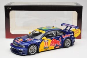 BMW M3 E46 GTR #11 Red Bull Interlagos 2005 AUTOart 1:18 80645 Metal — zdjęcie 6 z 6
