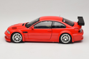 BMW M3 E46 GTR Street Czerwony Minichamps 1:18 100012101 Metal — zdjęcie 4 z 8