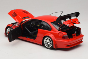 BMW M3 E46 GTR Street Czerwony Minichamps 1:18 100012101 Metal — zdjęcie 5 z 8