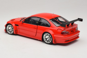 BMW M3 E46 GTR Street Czerwony Minichamps 1:18 100012101 Metal — zdjęcie 7 z 8