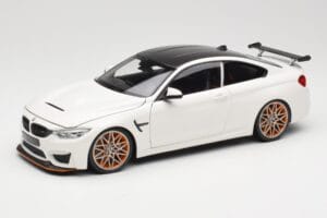 BMW M4 F82 GTS Alpine White Minichamps 1:18 110025221 Metal