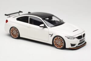 BMW M4 F82 GTS Alpine White Minichamps 1:18 110025221 Metal — zdjęcie 6 z 8