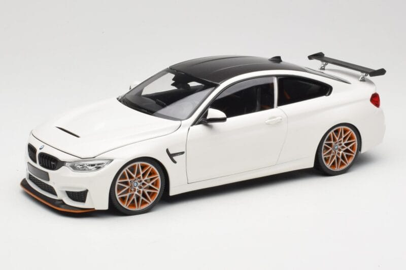 BMW M4 F82 GTS Alpine White Minichamps 1:18 110025221 Metal