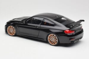 BMW M4 F82 GTS Sapphire Black Metallic Minichamps 1:18 110025220 Metal — zdjęcie 7 z 8