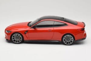 BMW M4 F82 Imola Red Metallic Minichamps 1:18 155020121 Metal — zdjęcie 3 z 6