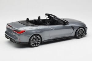 BMW M4 G82 Kabriolet Grey Metallic Minichamps 1:18 155021034 Metal — zdjęcie 2 z 6
