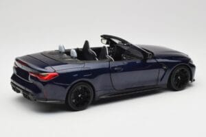 BMW M4 G82 Kabriolet Niebieski Metallic Minichamps 1:18 110021031 Metal — zdjęcie 3 z 8