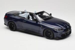 BMW M4 G82 Kabriolet Niebieski Metallic Minichamps 1:18 110021031 Metal — zdjęcie 6 z 8