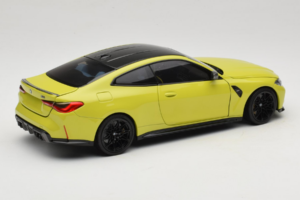 BMW M4 G82 Żółty Edycja Dealerska Minichamps 1:18 80435A51949-R1 Metal — zdjęcie 3 z 10