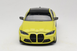 BMW M4 G82 Żółty Edycja Dealerska Minichamps 1:18 80435A51949-R1 Metal — zdjęcie 4 z 10
