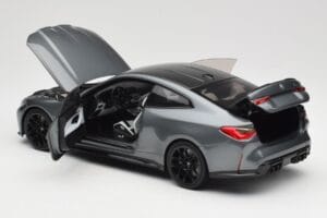 BMW M4 G82 Szary Metallic Minichamps 1:18 113020124 Metal — zdjęcie 7 z 8