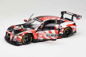 BMW M4 GT3 LMGT3 #31 D. Leung / S. Gelael / A. Farfus Team WRT 2nd Place 24 Hours of Le Mans 2024 Minichamps 1:18 113242431 M — zdjęcie 2 z 8