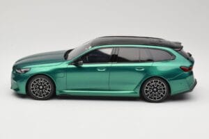 BMW M5 G99 Competition Touring Isle of Man Green GT Spirit 1:18 GT509 Żywica — zdjęcie 3 z 6