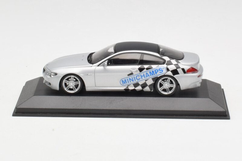 BMW M6 E63 IAA Frankfurt Srebrny Minichamps 1:43 M6001 Metal