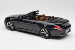 BMW M6 E64 Kabriolet Sapphire Black Kyosho 1:18 80430417424 Metal — zdjęcie 8 z 9