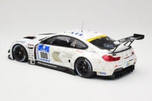 BMW M6 GT3 F13 #100 Schubert Motorsport J. Edwards / J. Klingmann 24h Nurburgring 2016 Minichamps 1:18 155162611 Metal — zdjęcie 5 z 6