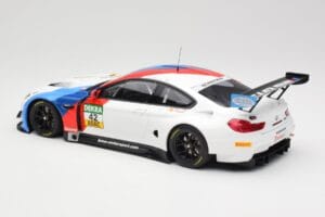 BMW M6 GT3 F13 #42 BMW Team Schnitzer R. Collard / P. Eng ADAC GT Masters Oschersleben 2017 Minichamps 1:18 155172652 Metal — zdjęcie 5 z 6