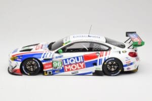 BMW M6 GT3 F13 #96 Turner Motorsport B. Auberlen / R. Foley Class Winner Petit Le Mans 2019 Minichamps 1:18 153192696 Metal — zdjęcie 3 z 6