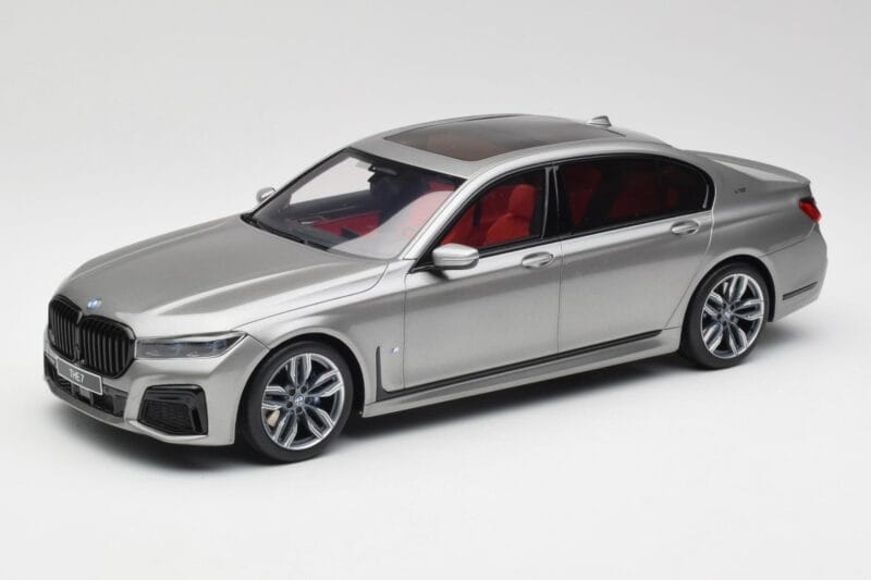 BMW M760i G12 V12 Final Edition Szary GT Spirit 1:18 GT478 Żywica