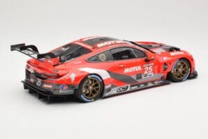 BMW M8 GTE RLL Racing #25 C. De Phillippi / B. Spengler Class Winners IMSA GP Road Atlanta 2020 Minichamps 1:18 155202995 Met — zdjęcie 2 z 6