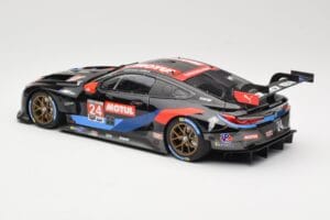 BMW M8 GTE RLL Racing #24 J. Edwards / J. Krohn IMSA GP Road Atlanta 2020 Minichamps 1:18 155202994 Metal — zdjęcie 5 z 6