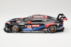 BMW M8 GTE RLL Racing #24 J. Krohn / J. Edwards Class Winners 24 Hours of Daytona 2020 Minichamps 1:18 155202924 Metal — zdjęcie 3 z 6